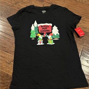 Women’s Black Tee w/ Holiday  Gnome Design